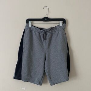 Puma Exercise Men Shorts Size Medium